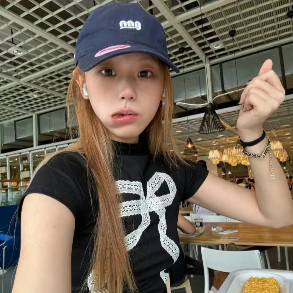 女仆们